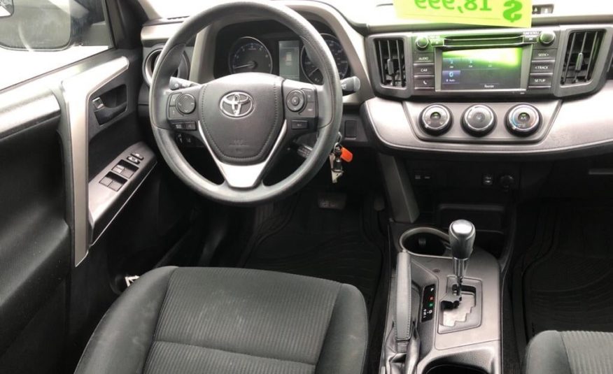 2017 Toyota RAV4 LE 2T3ZFREV5HW345689