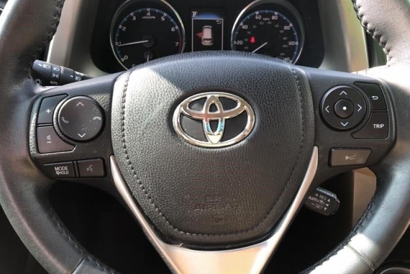 2017 Toyota RAV4 Limited 2T3YFREV4HW358090