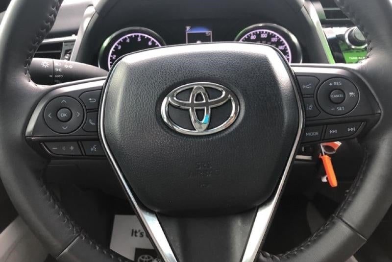 2018 Toyota Camry SE 4T1B11HK7JU129523