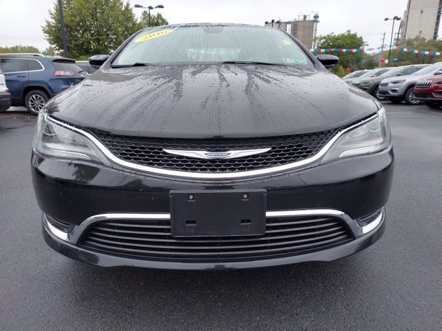 2016 Chrysler 200 Limited FWD