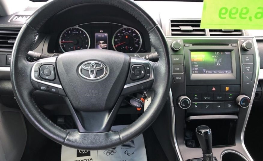 2017 Toyota Camry SE