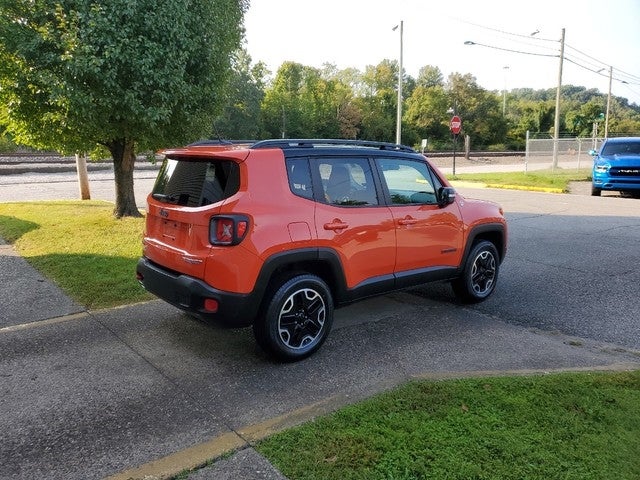 2017 Jeep Renegade Trailhawk