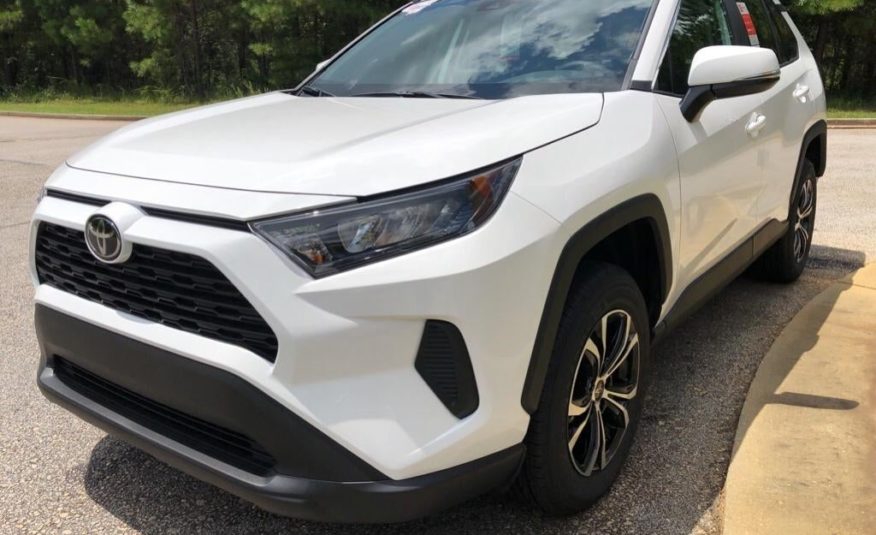 2020 Toyota RAV4 LE 2T3K1RFV9LC076458