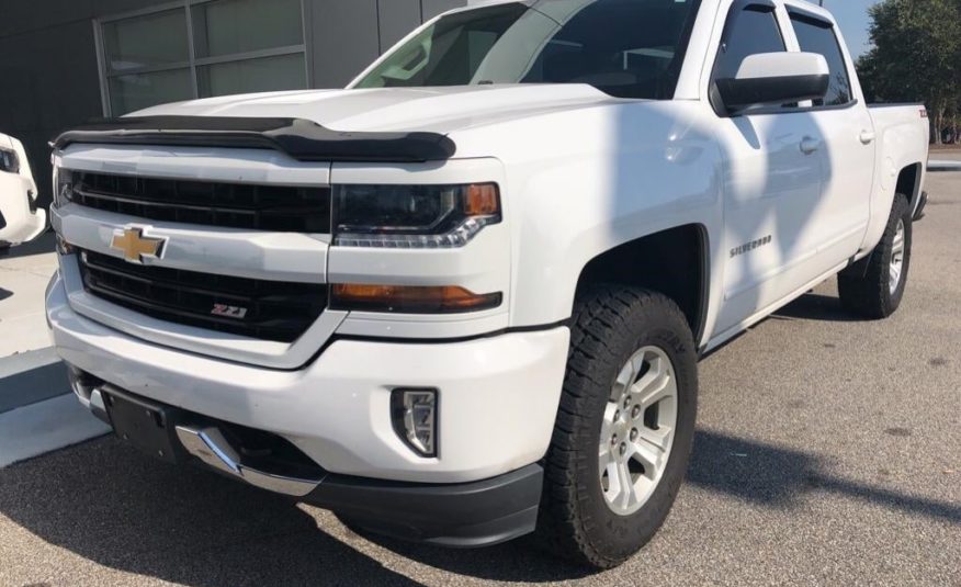 2018 Chevrolet Silverado LT 3GCUKREC2JG355378