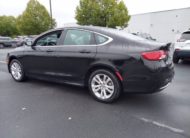 2016 Chrysler 200 Limited FWD