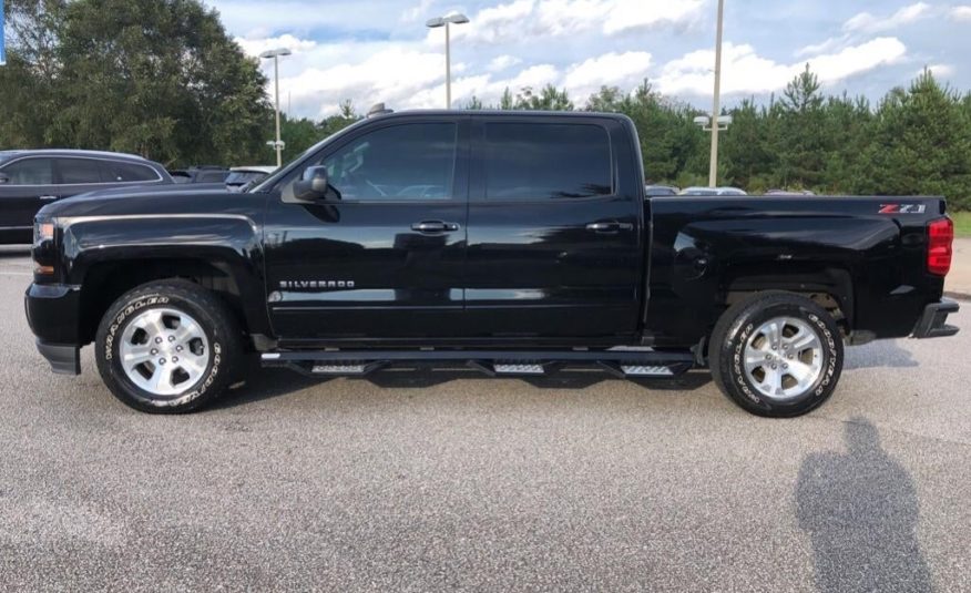 2018 Chevrolet Silverado LT 3GCUKRECXJG509321