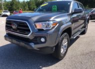 2018 Toyota Tacoma SR5 3TMAZ5CN9JM058105