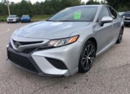 2018 Toyota Camry SE 4T1B11HK7JU129523