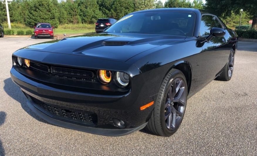 2019 Dodge Challenger SXT 2C3CDZAGXKH739672