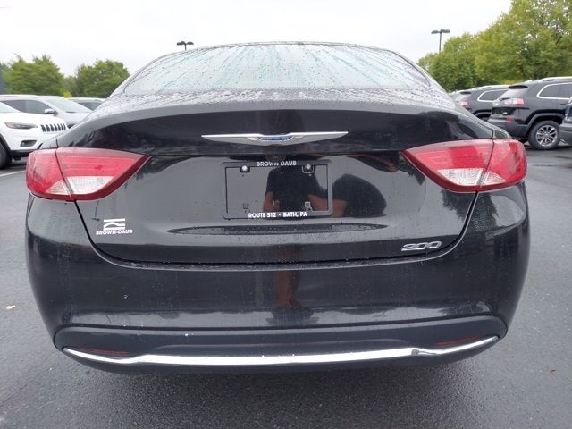 2016 Chrysler 200 Limited FWD