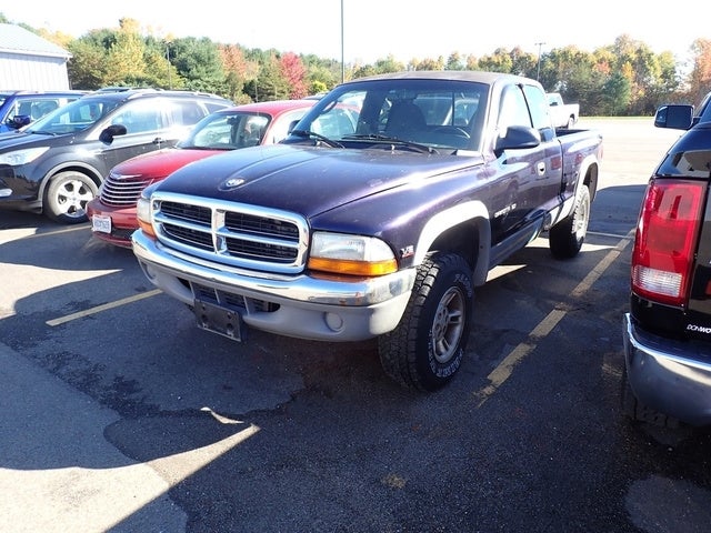 1999 Dodge Dakota Base