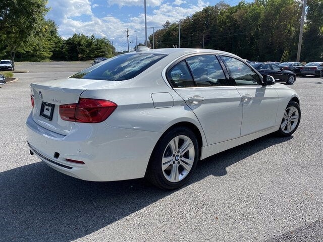 2017 BMW 3 Series 330i xDrive