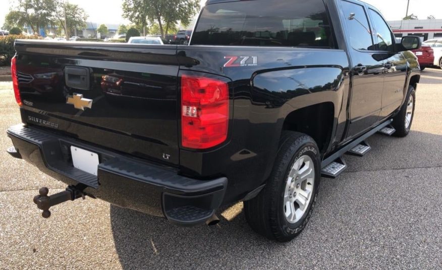 2018 Chevrolet Silverado LT 3GCUKRECXJG509321