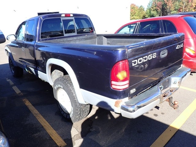 1999 Dodge Dakota Base