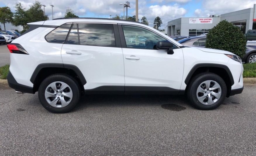 2021 Toyota RAV4 LE 2T3H1RFV4MW105648