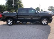 2018 Chevrolet Silverado LT 3GCUKRECXJG509321