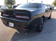 2019 Dodge Challenger SXT 2C3CDZAGXKH739672