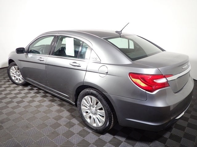 2013 Chrysler 200 LX