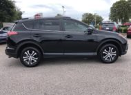 2017 Toyota RAV4 LE 2T3ZFREV5HW345689