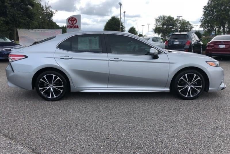 2018 Toyota Camry SE 4T1B11HK7JU129523