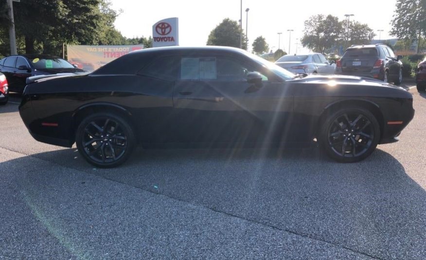 2019 Dodge Challenger SXT 2C3CDZAGXKH739672