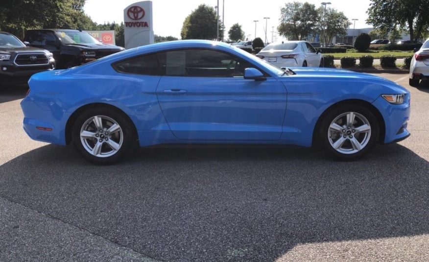 2017 Ford Mustang V6